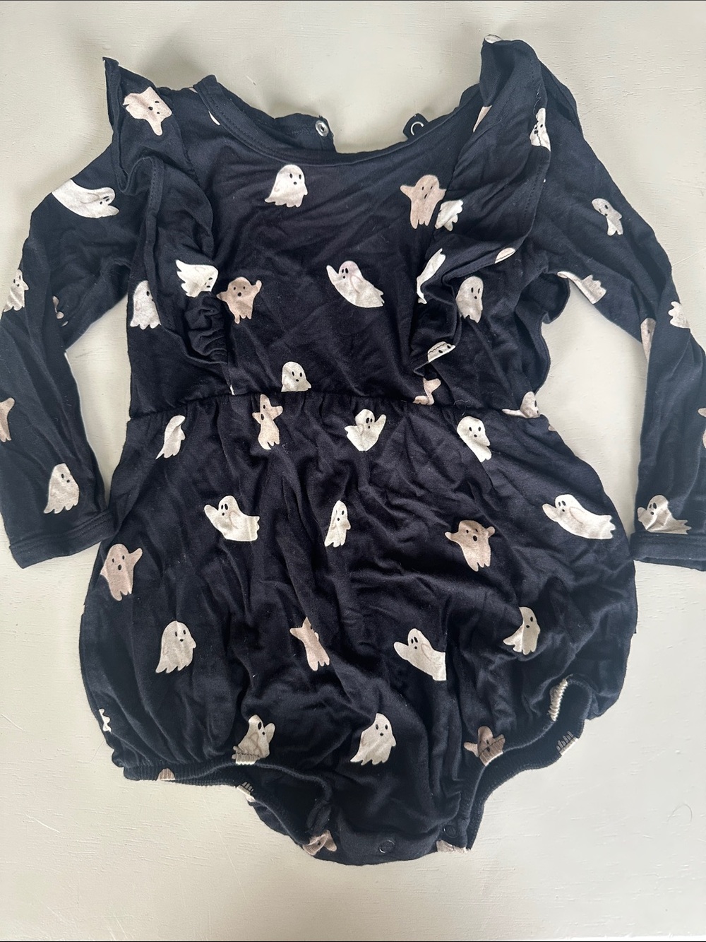 Kyte BABY Ghost Long-Sleeve Ruffle Romper